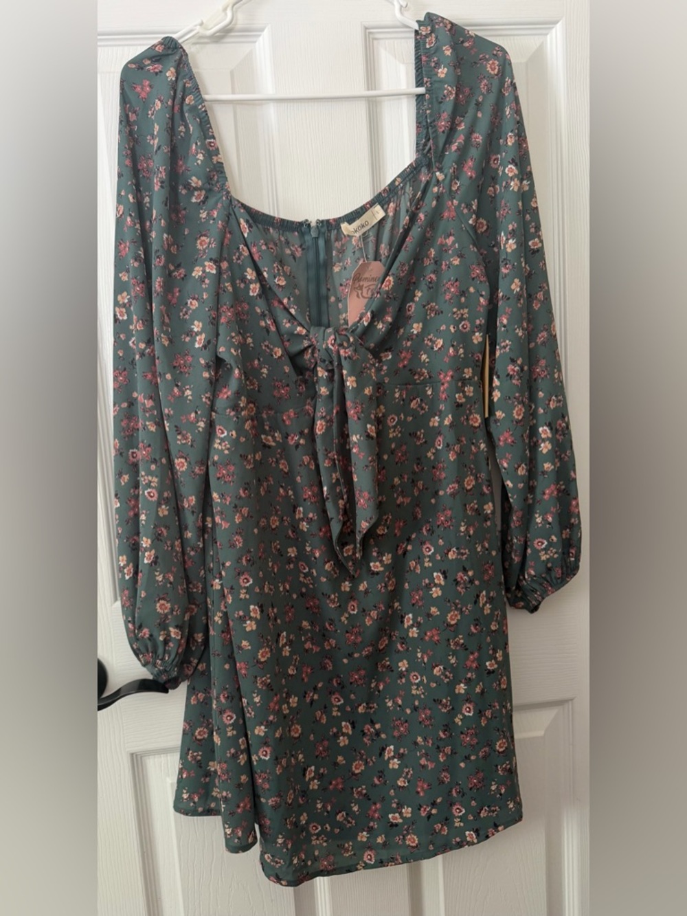 Green Floral Tie-Neck Long Sleeve Dress
